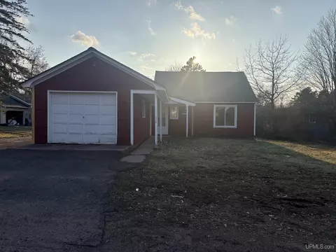 N10225 Lake, Ironwood, MI 49938