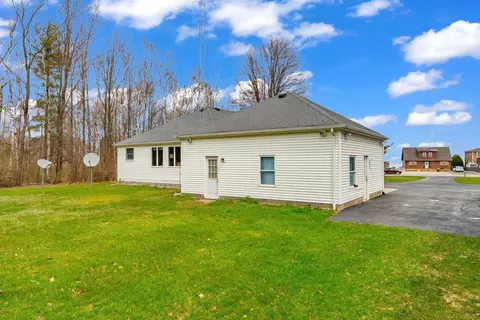 2828 Lakeshore, Applegate, MI 48401 photo 28