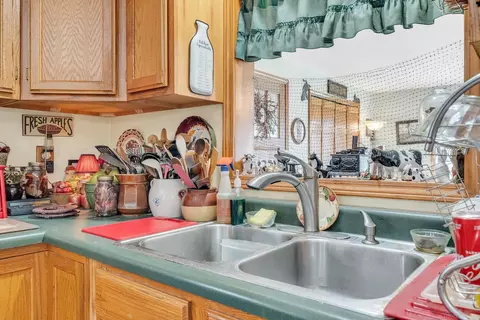 2828 Lakeshore, Applegate, MI 48401 photo 9