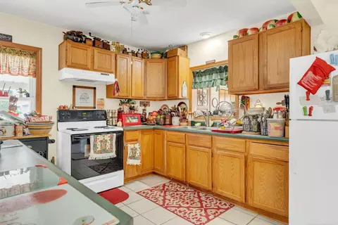 2828 Lakeshore, Applegate, MI 48401 photo 6
