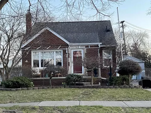 21512 Oconnor, Saint Clair Shores, MI 48080