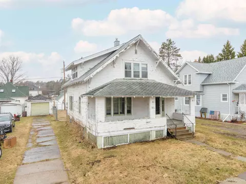 1211 N Second, Iron River, MI 49935