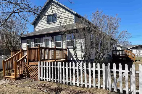 320 Wisconsin, Gladstone, MI 49837