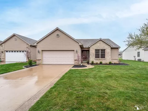 2816 Floyd, Lambertville, MI 48144