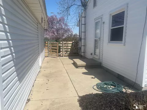 1007 Substation, Temperance, MI 48182 photo 6