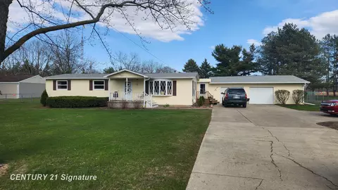 15113 Corunna, Chesaning, MI 48616