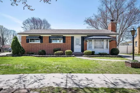 29829 Newport, Warren, MI 48088