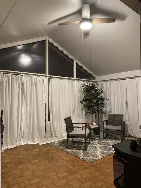 Exterior - 815 Coutant, Flushing, MI 48433 photo 3 of 5