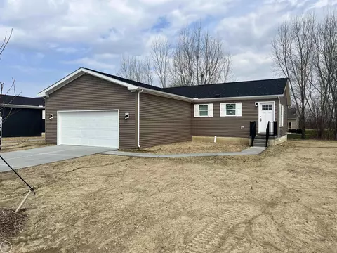 Other - 4101 Sugar Maple UNIT 1, Flint, MI 48506 photo 2 of 9