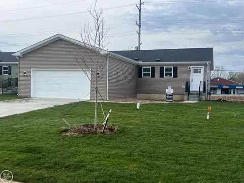 4101 Sugar Maple UNIT 1, Flint, MI 48506