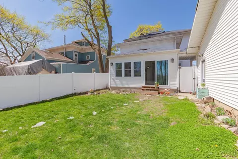 Exterior - 424 N Evans, Tecumseh, MI 49286 photo 7 of 11