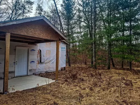 8601 Fir, Harrison, MI 48625