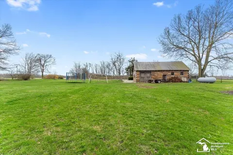 1024 Plank, Dundee, MI 48131 photo 24