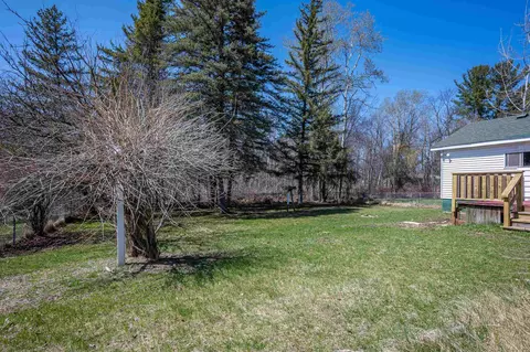Exterior - 711 N N Spg, Gladwin, MI 48624 photo 11 of 14