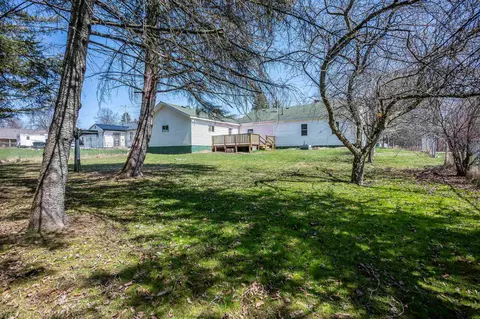 Exterior - 711 N N Spg, Gladwin, MI 48624 photo 12 of 14