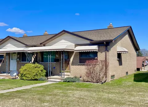 8401 18 Mile UNIT 198, Sterling Heights, MI 48313