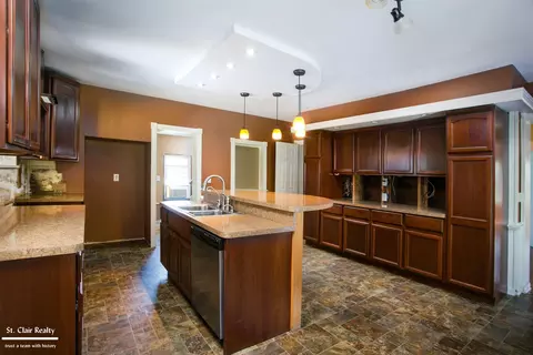 Kitchen - 1479 Bartlett, Saint Clair, MI 48079 photo 2 of 2