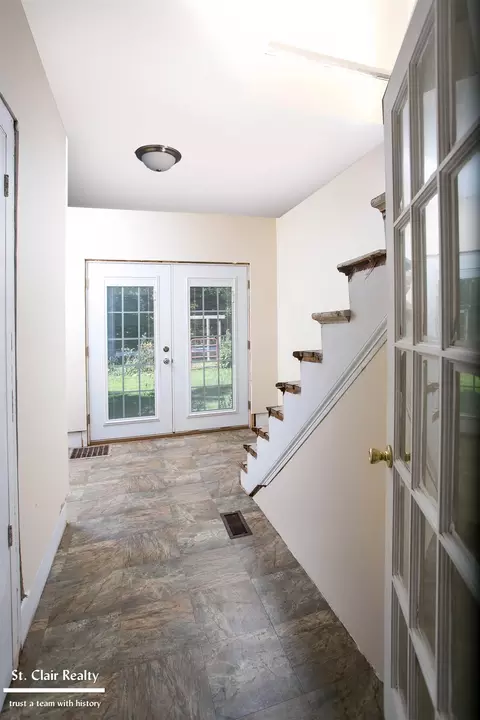 Entry Way - 1479 Bartlett, Saint Clair, MI 48079 photo 1 of 2
