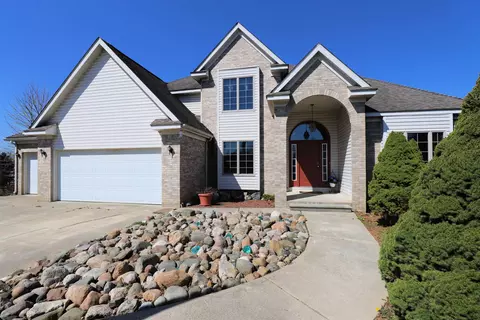 8066 S Vernon, Durand, MI 48429