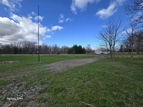00 S Dewitt, Dewitt, MI 48820
