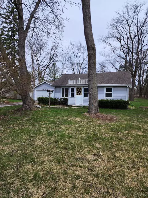 6490 Stroebel, Saginaw, MI 48609