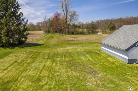 9911 Secor, Temperance, MI 48182 photo 35