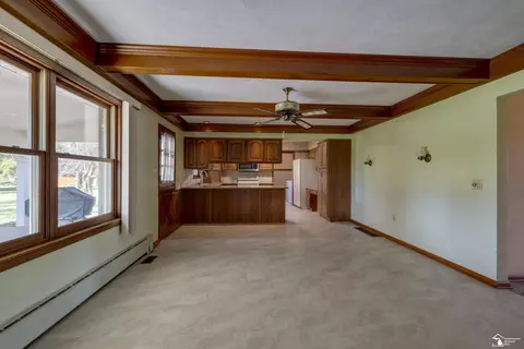 9911 Secor, Temperance, MI 48182 photo 10