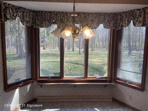 1522 Coutant, Flushing, MI 48433 photo 5