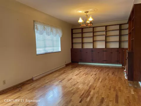 1522 Coutant, Flushing, MI 48433 photo 4