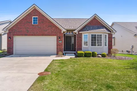 4447 Crimson, Grand Blanc, MI 48439