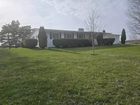 1063 N Mackinaw, Linwood, MI 48634