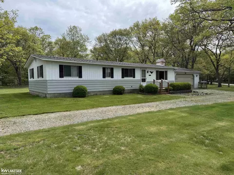 5740 Pine, Caseville, MI 48725