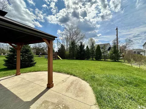 Exterior - 429 W Hurd, Monroe, MI 48162 photo 7 of 8