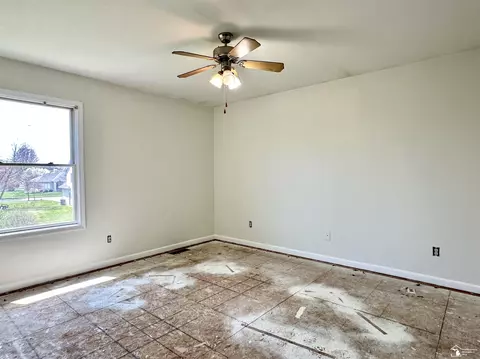 Bedroom - 429 W Hurd, Monroe, MI 48162 photo 4 of 5