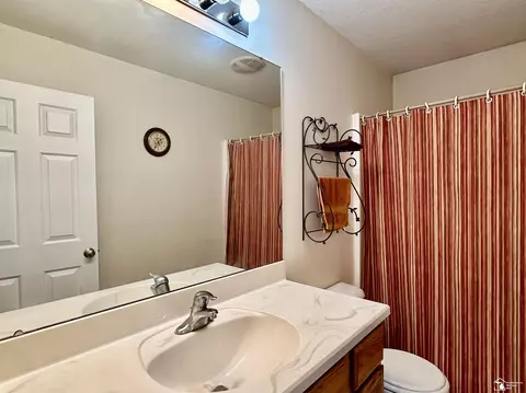 Bath - 429 W Hurd, Monroe, MI 48162 photo 6 of 6
