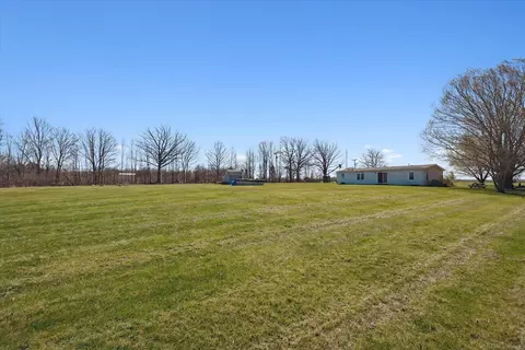 16400 Roehl, Capac, MI 48014 photo 38