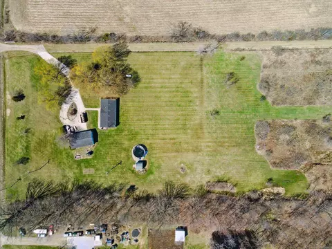 16400 Roehl, Capac, MI 48014 photo 51