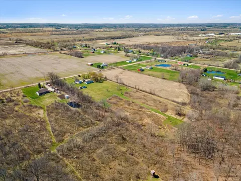 16400 Roehl, Capac, MI 48014 photo 45