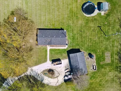 16400 Roehl, Capac, MI 48014 photo 53