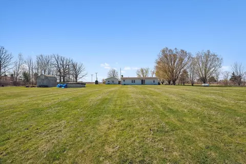 16400 Roehl, Capac, MI 48014 photo 37