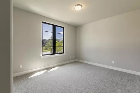 55777 Jones, Macomb, MI 48042 photo 29