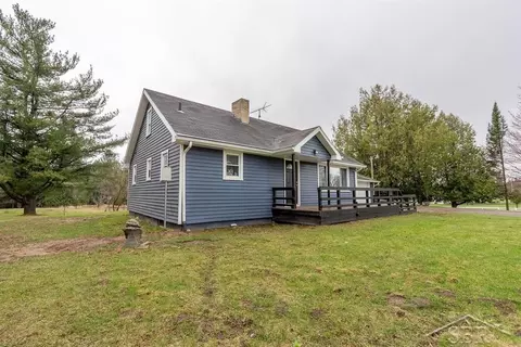5125 W Michigan 61, Gladwin, MI 48624 photo 3