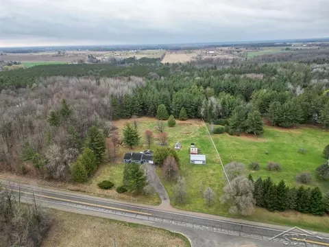 5125 W Michigan 61, Gladwin, MI 48624 photo 4
