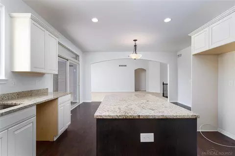 17332 Stallman, Macomb, MI 48042 photo 16