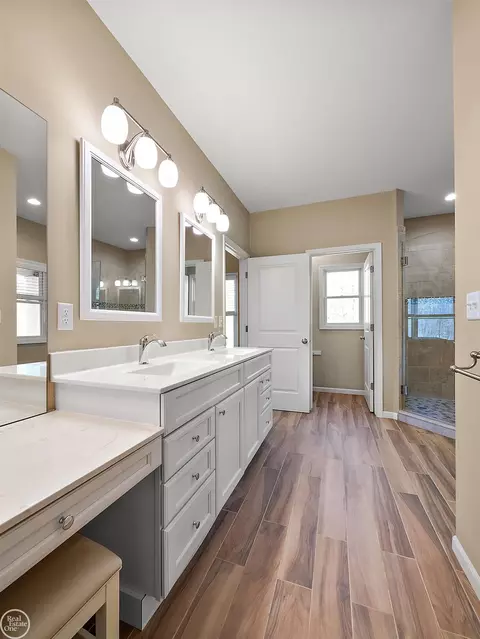 Bath - 1276 Strieter, Ann Arbor, MI 48103 photo 5 of 16