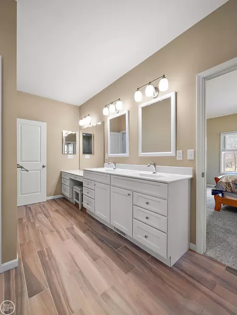 Bath - 1276 Strieter, Ann Arbor, MI 48103 photo 3 of 16