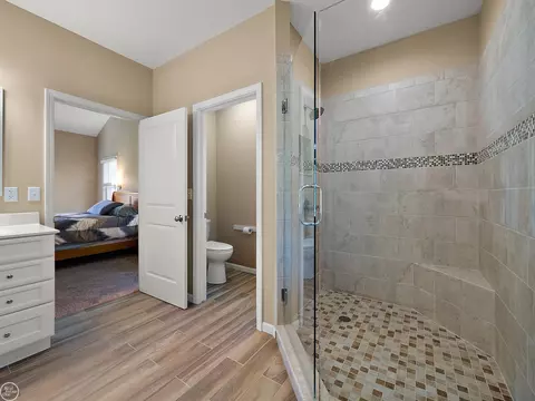 Bath - 1276 Strieter, Ann Arbor, MI 48103 photo 6 of 16