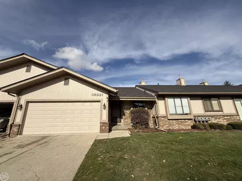 38821 S Windmill Pointe, Clinton Township, MI 48038