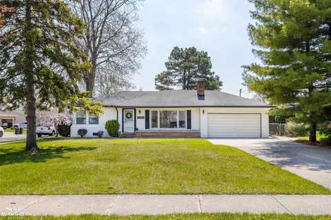 21630 Grossedale, Saint Clair Shores, MI 48082