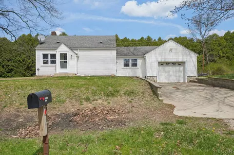 6112 Monroe, Tipton, MI 49287